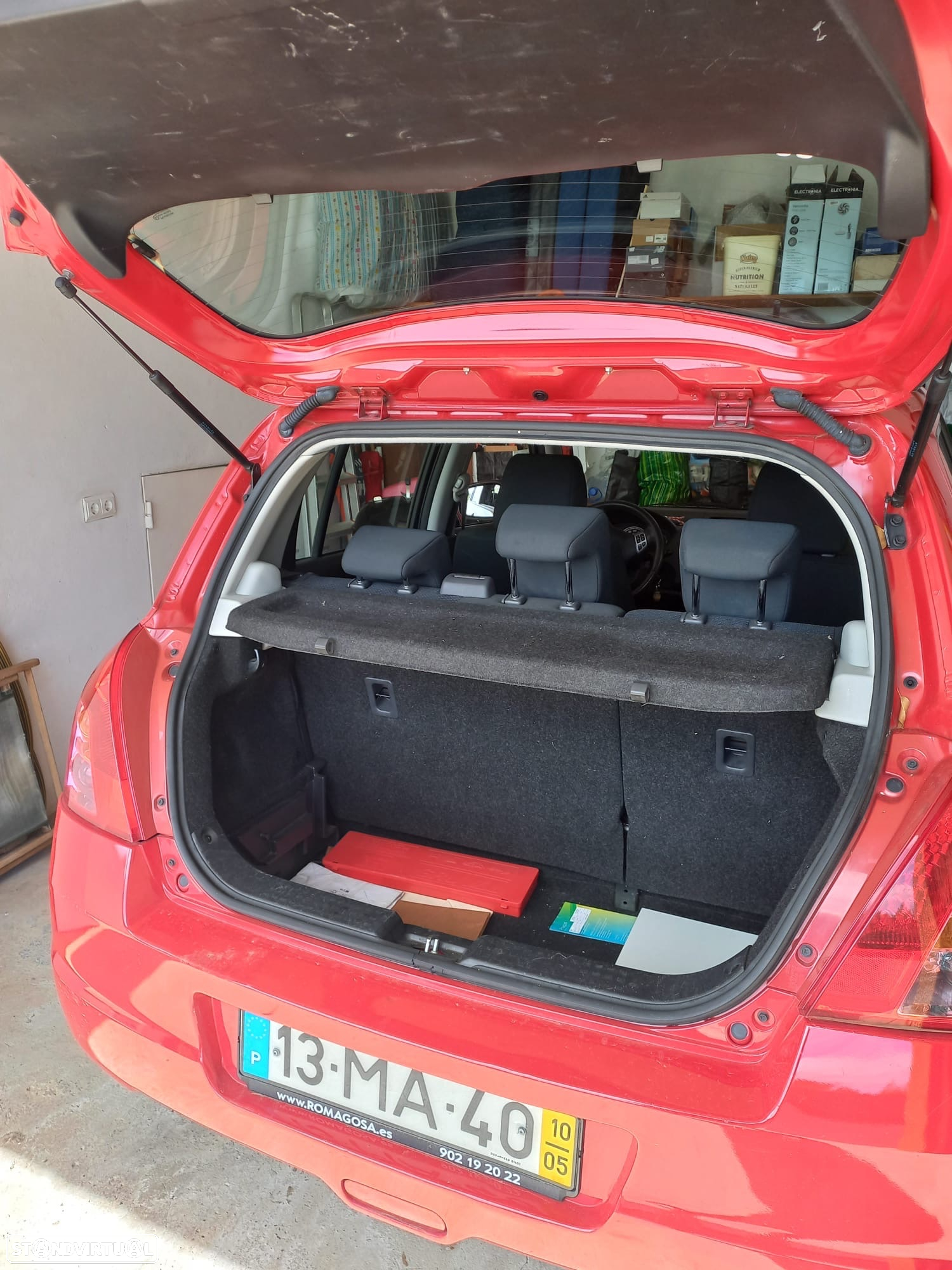 Suzuki Swift 1.3 16V GL - 8