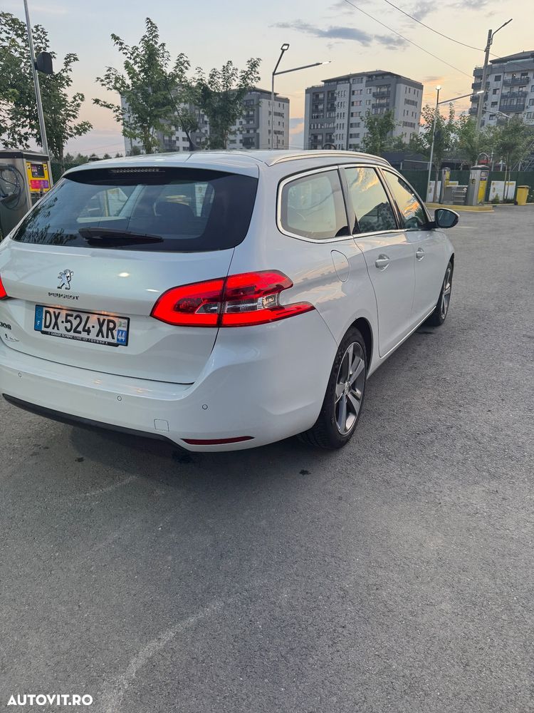 Peugeot 308 - 6