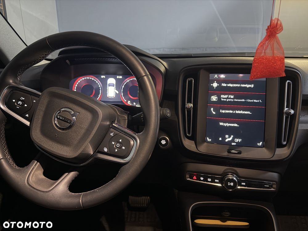 Volvo XC 40 - 8