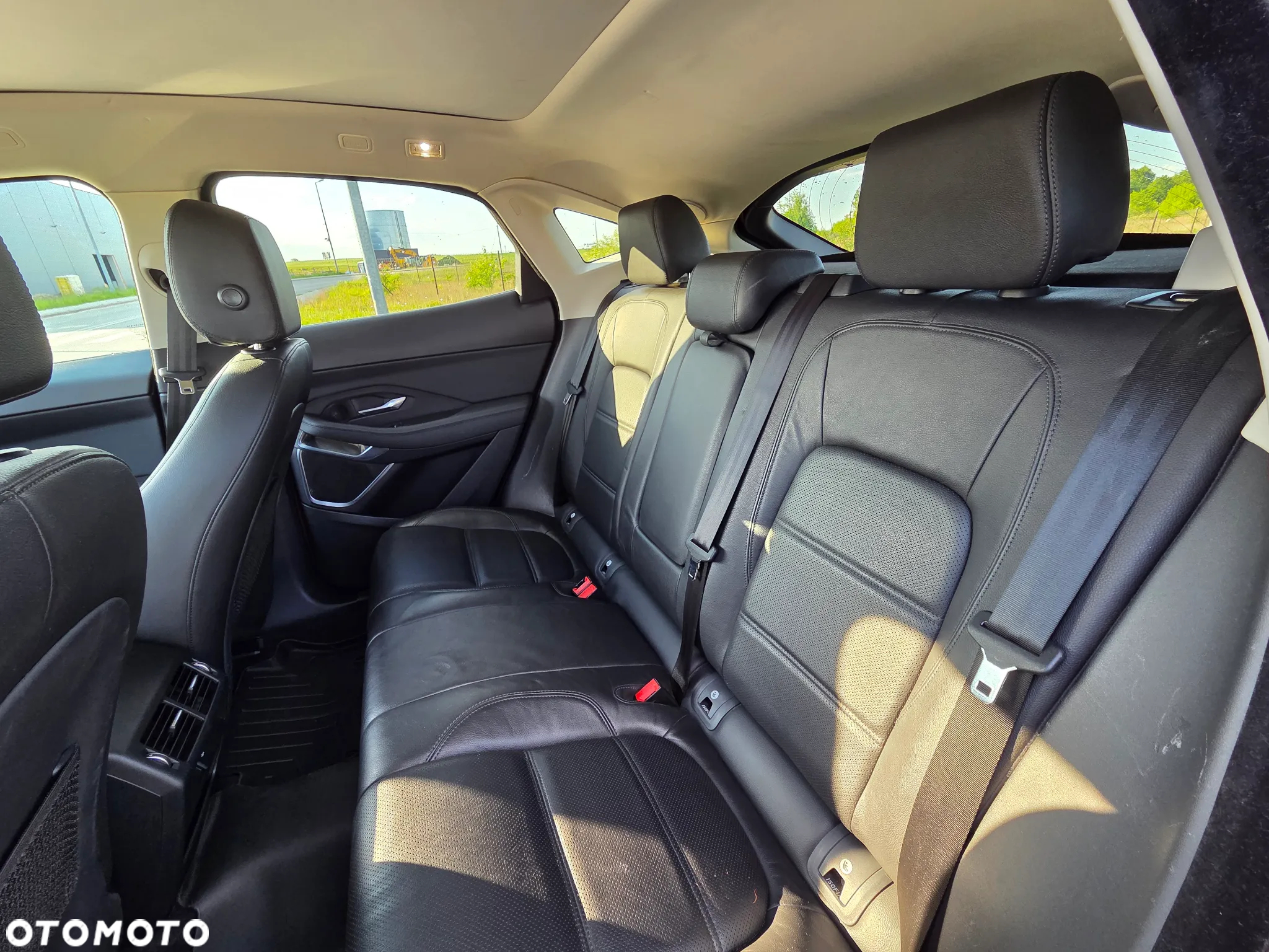 Jaguar E-Pace P250 AWD S - 15