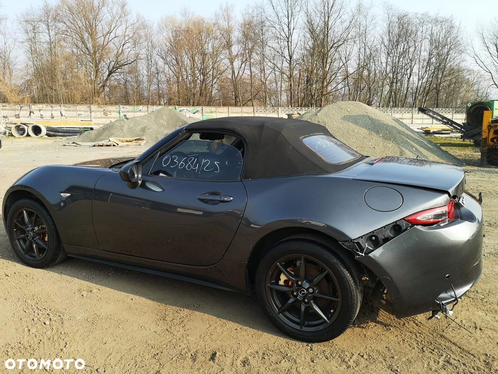 Mazda MX-5 RF SKYACTIV-G 131 Sports-Line - 7