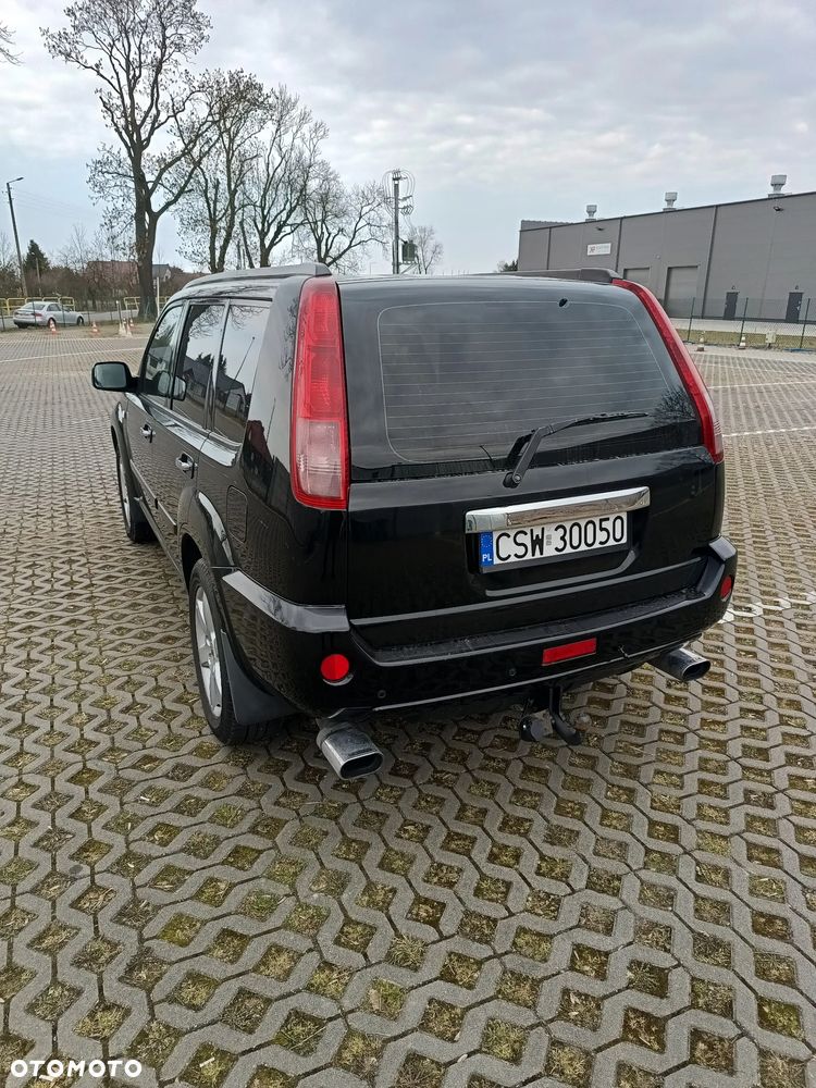 Nissan X-Trail ver-2-5-4x4-columbia - 26