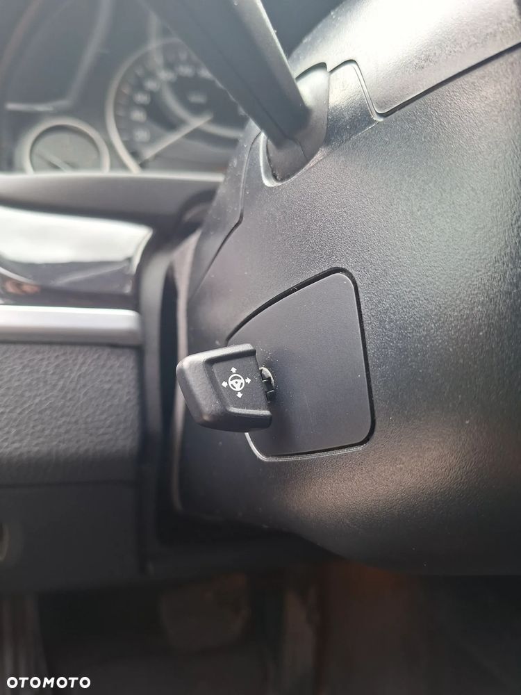 BMW Seria 5 - 23