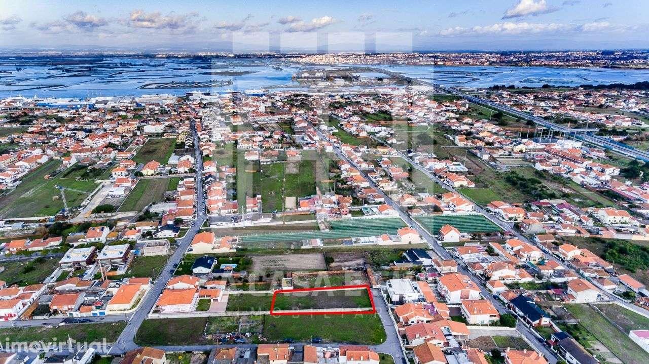 Terreno a 5 minutos das praias e do centro de Aveiro - Grande imagem: 3/12
