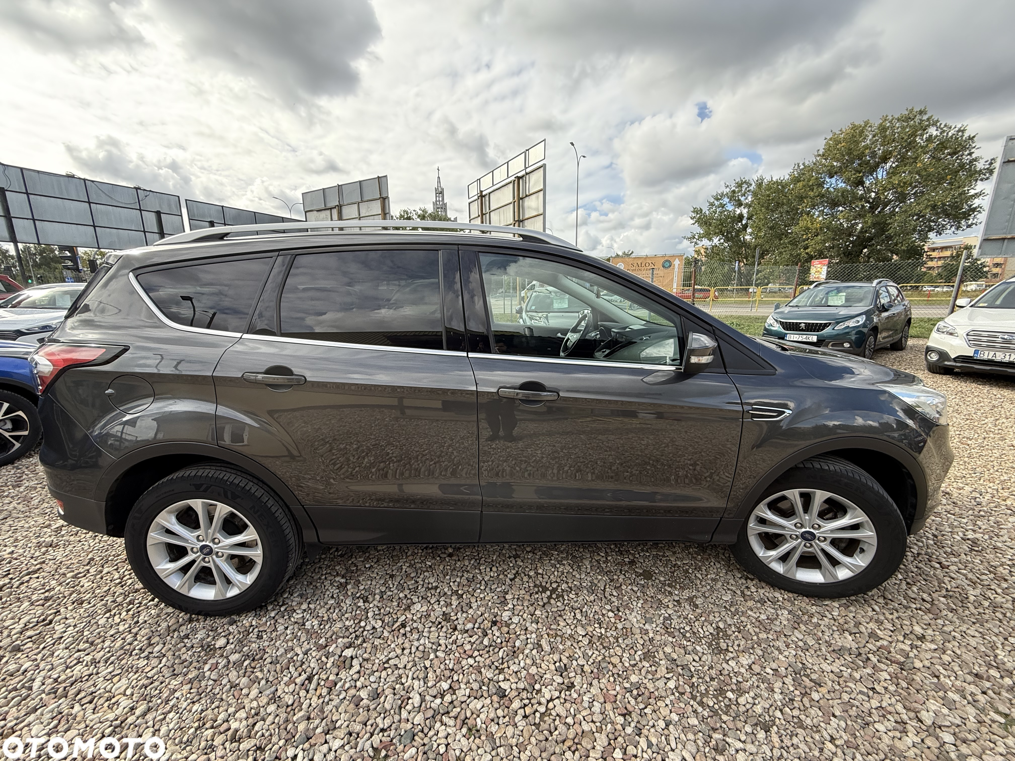Ford Kuga 1.5 EcoBoost 2x4 SYNC - 24