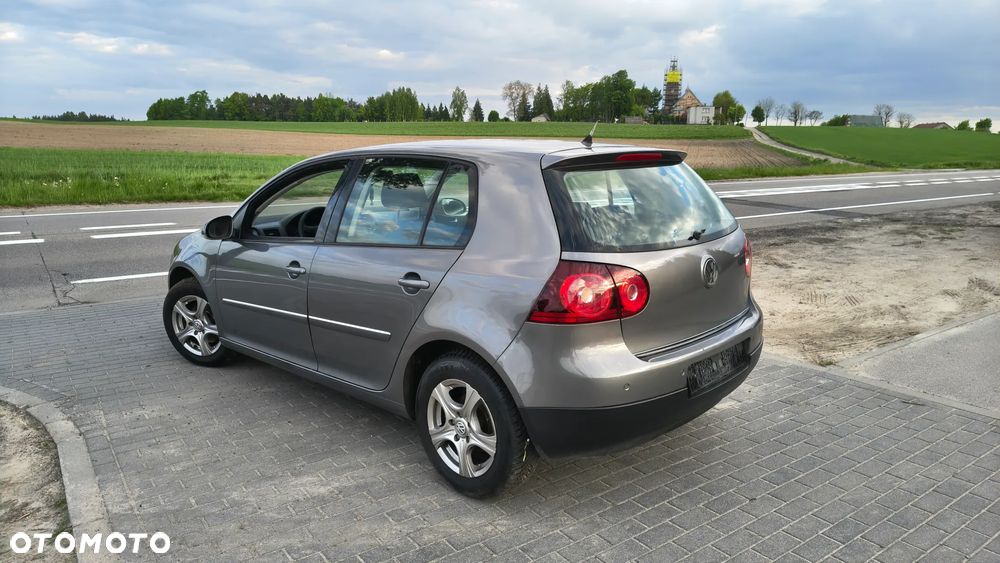 Volkswagen Golf 1.6 United - 12