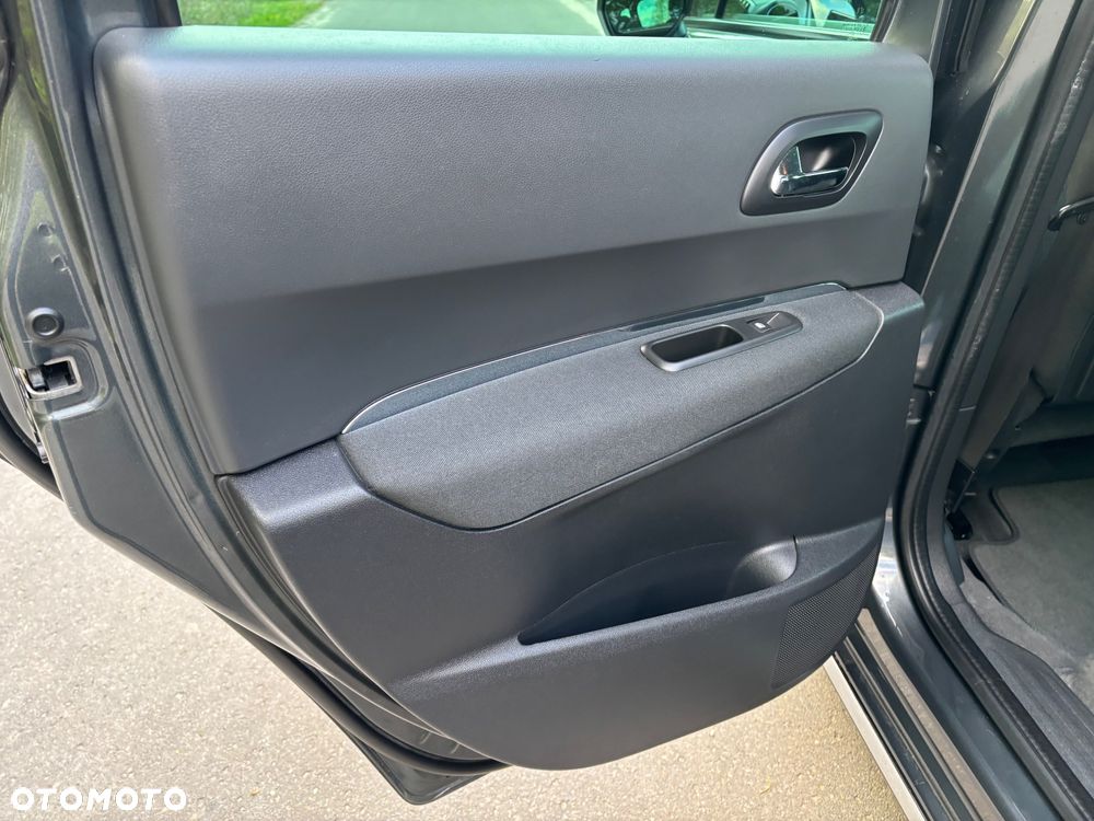 Peugeot 3008 1.6 HDi Active - 30