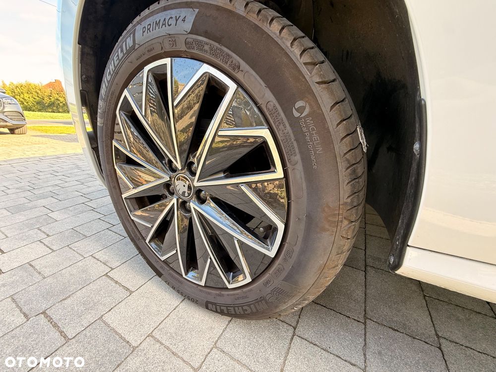 Skoda Kamiq 1.0 TSI Style DSG - 27