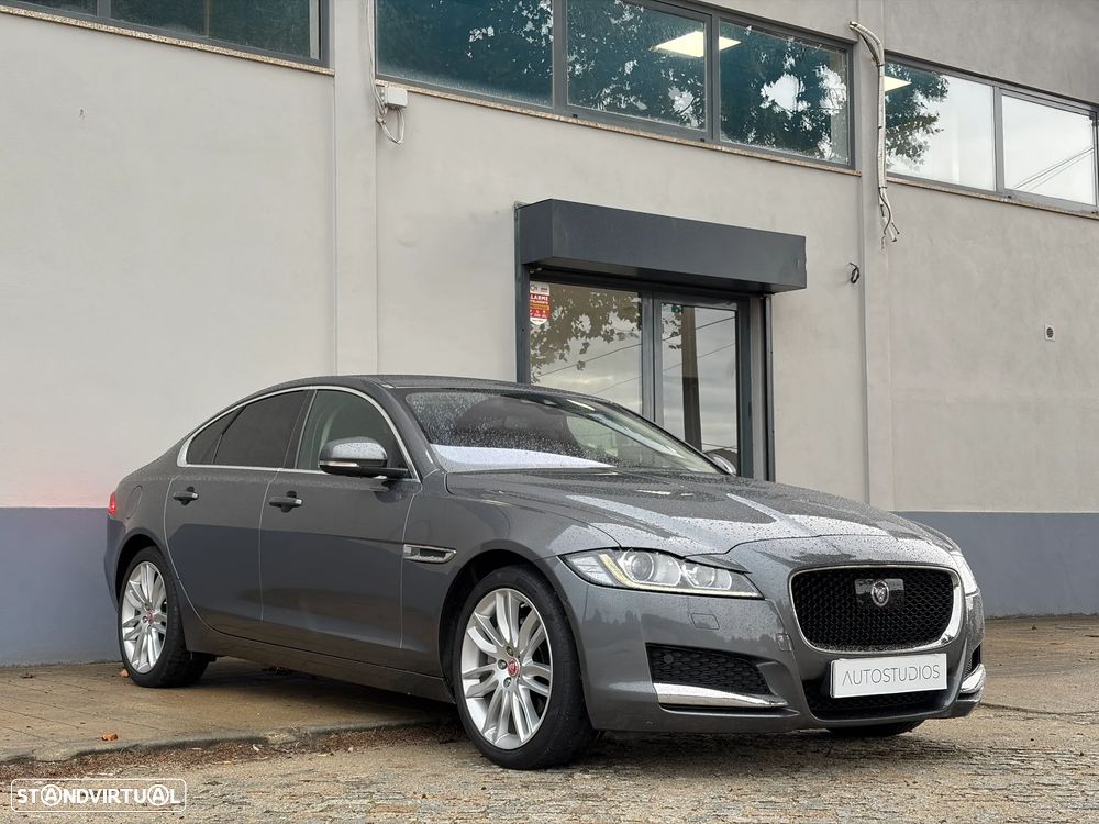 Jaguar XF 20d Aut. Prestige - 3