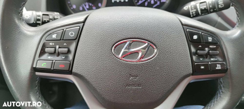 Hyundai Tucson 2.0 CRDI 4WD 6AT Style - 21