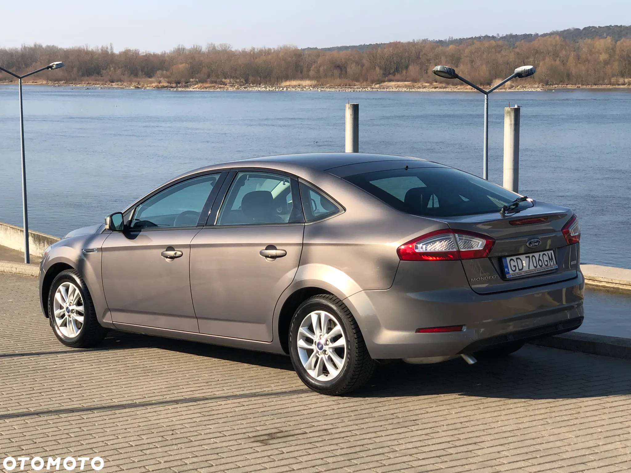 Ford Mondeo - 13