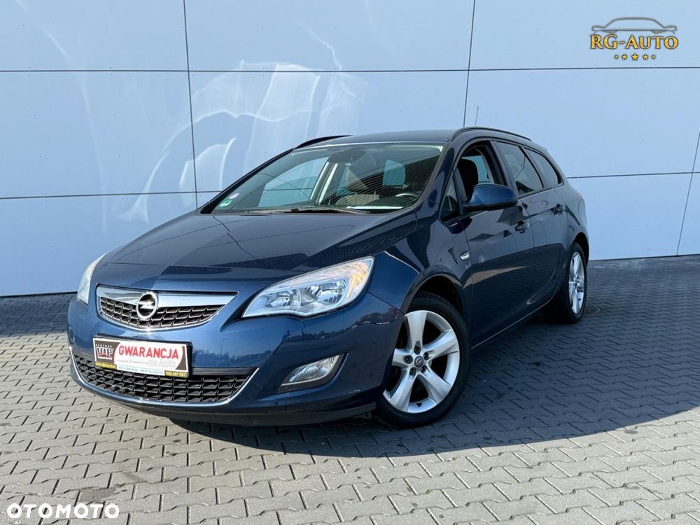 Opel Astra 2011 photo 3