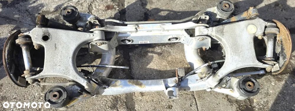 zawieszenie tył tylnie bmw 5 e39 530i 3.0i kombi automat