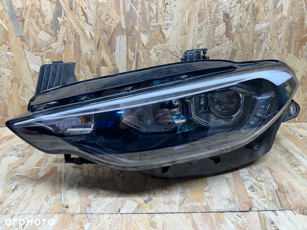 przednia lewa lampa fiat tipo led soczewka