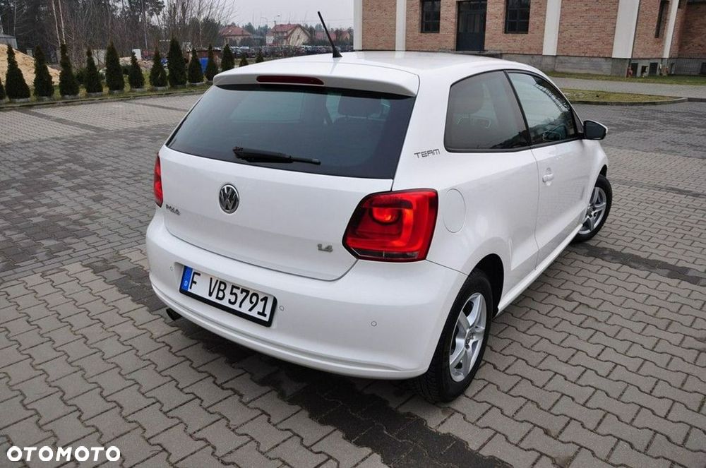 Volkswagen Polo 1.4 Highline - 17