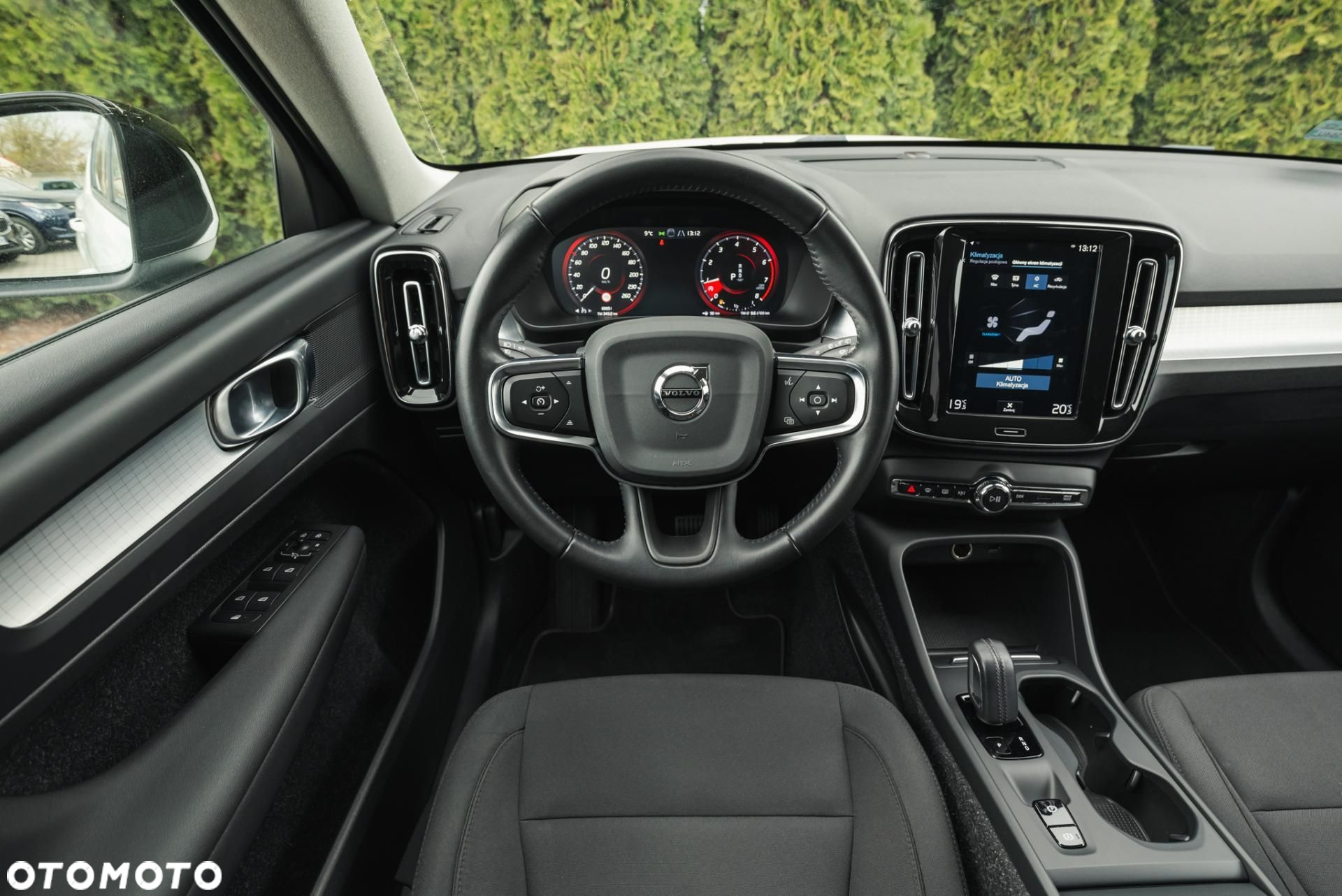 Volvo XC 40 - 11
