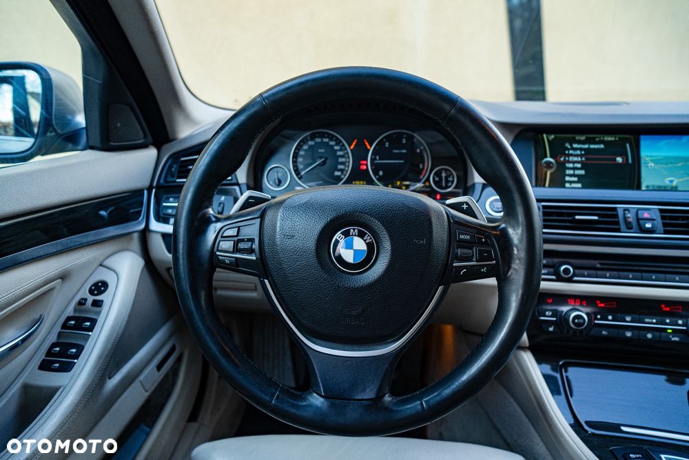 BMW Seria 5 520d - 15