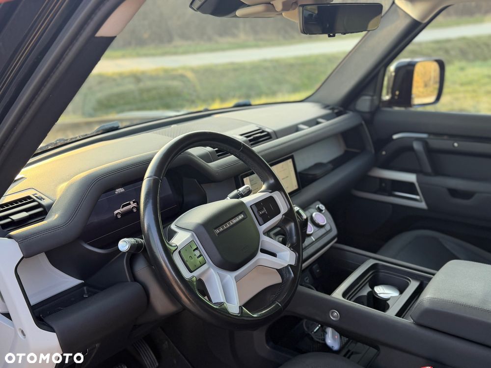 Land Rover Defender 2.0 D240 HSE - 18