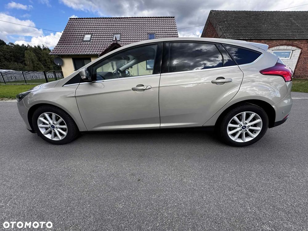 Ford Focus 1.0 EcoBoost Active - 21