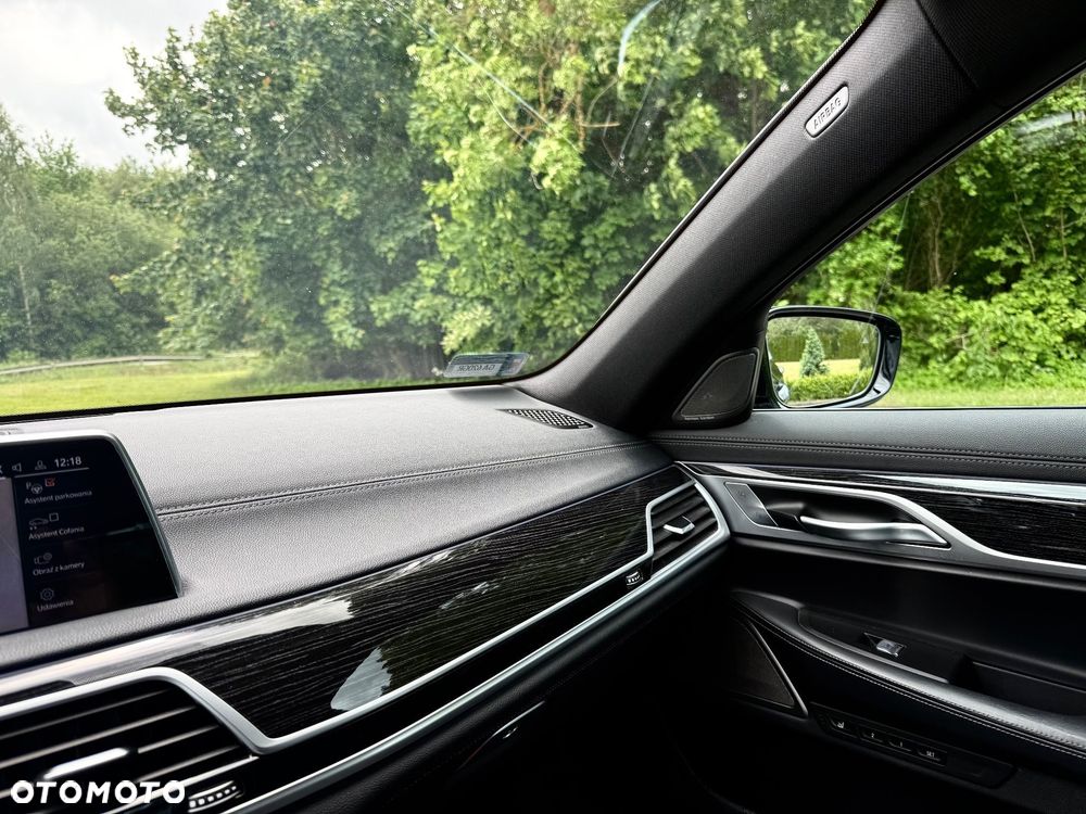 BMW Seria 7 740d xDrive sport - 16
