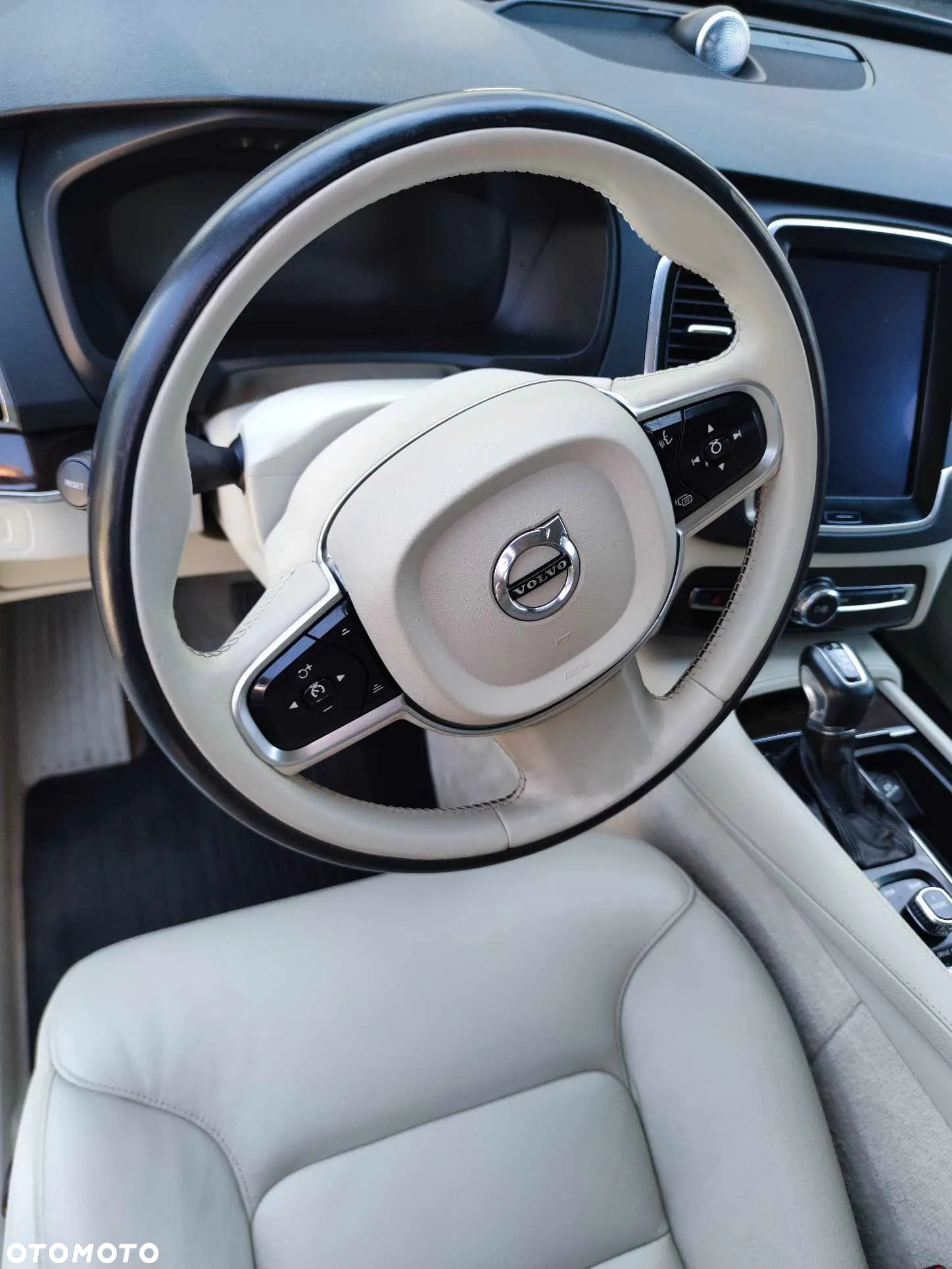 Volvo XC 90 T6 AWD Geartronic Inscription - 11