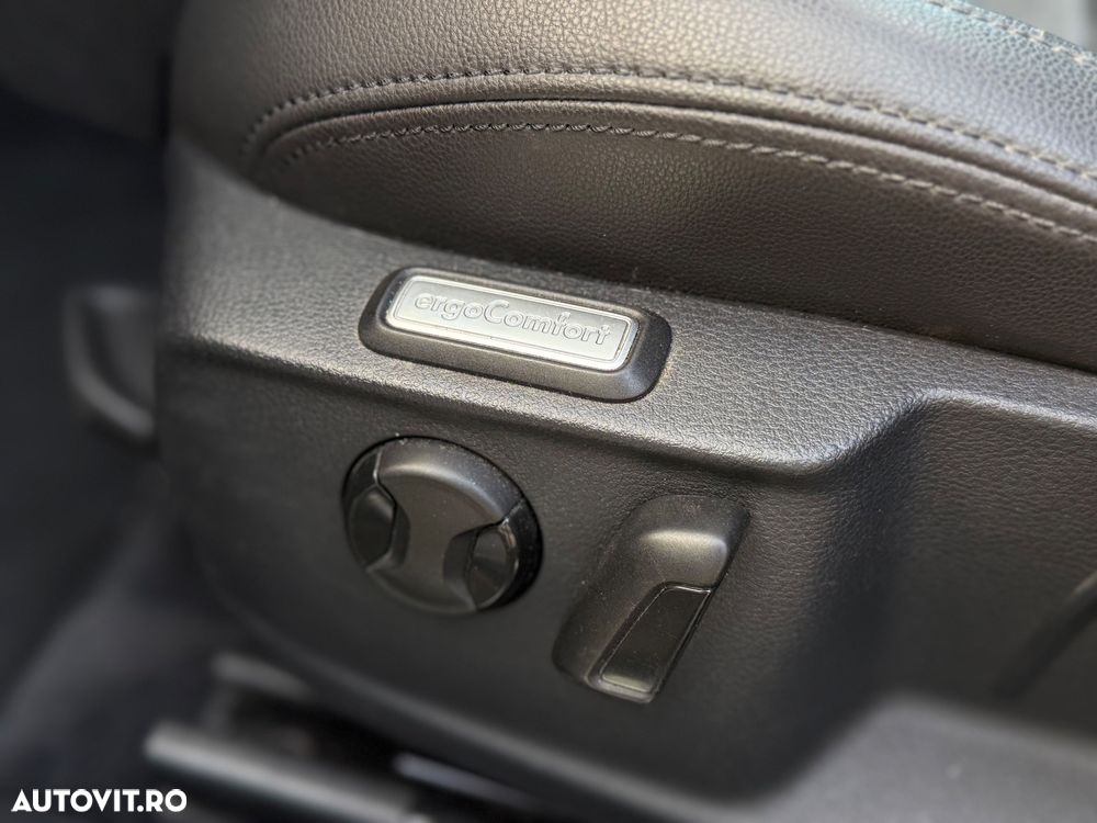 Volkswagen Passat Variant 1.4 TSI Plug-In-Hybrid DSG GTE - 13