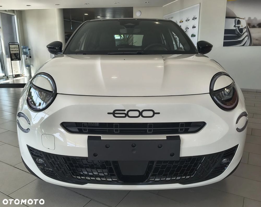 Fiat 600 1.2 Turbo Street - 2
