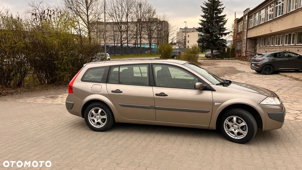 Renault Megane 1.6 16V Authentique - 5