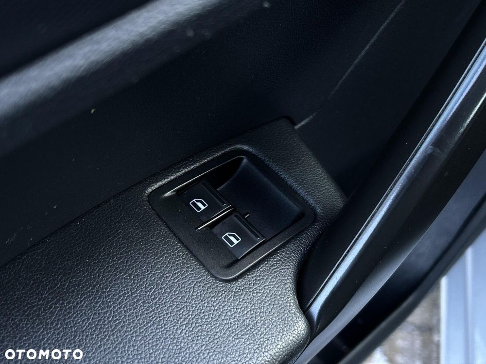 Volkswagen Caddy - 11