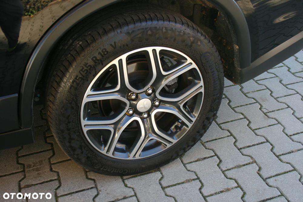 Mitsubishi Outlander 2.2 DID Intense + 4WD - 18