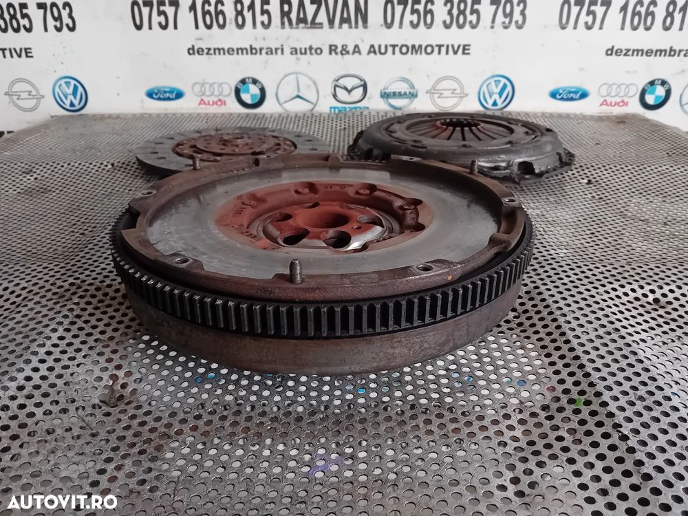 Kit Ambreiaj Volanta Masa Dubla Vw Passat B6 Skoda Octavia Touran Golf 2.0 Tdi 6+1 - 6