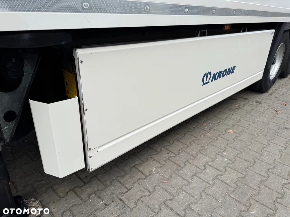 Krone Hakowa, Thermo King SLXi 400 - 23