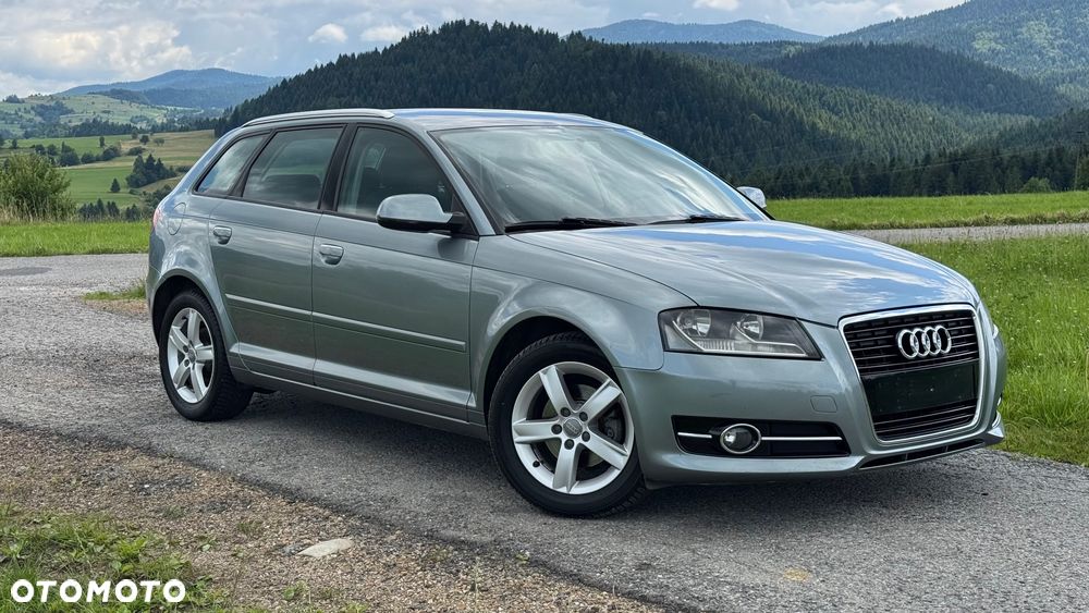 Audi A3 Sportback 1.6 TDI Attraction S tronic - 2