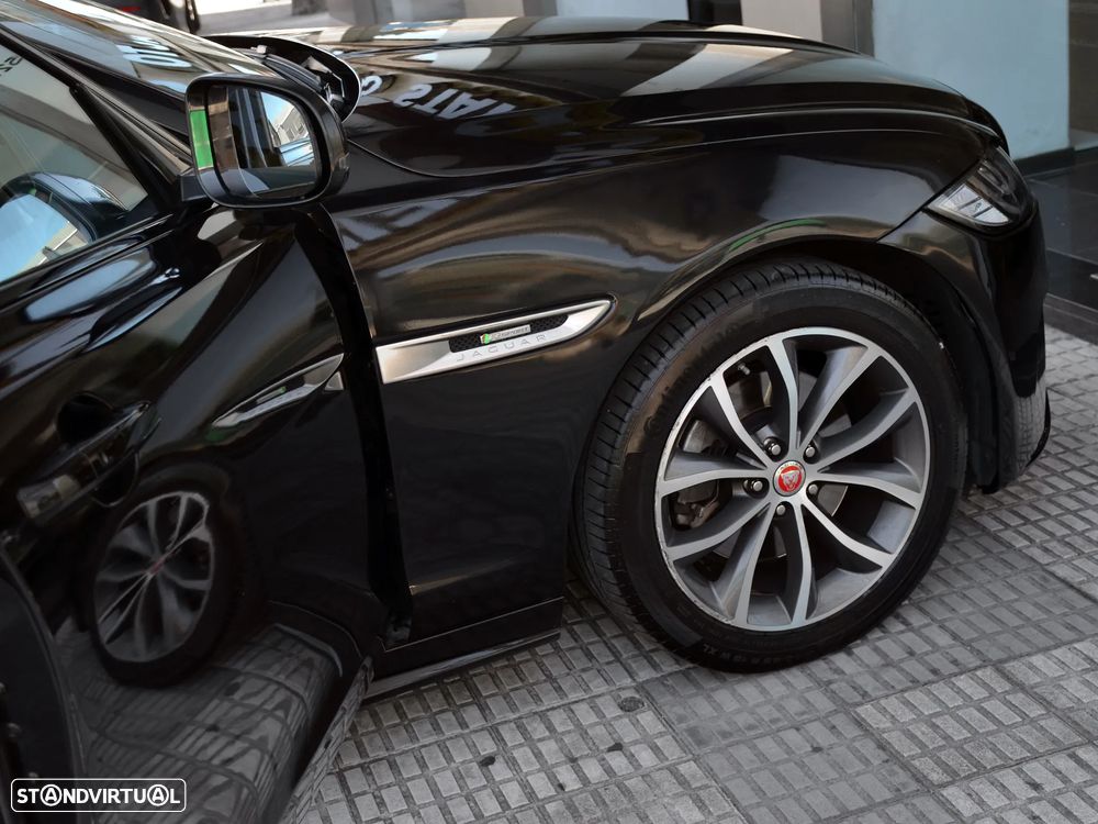 Jaguar XF Sportbrake 2.0 D R-Sport Aut. - 23