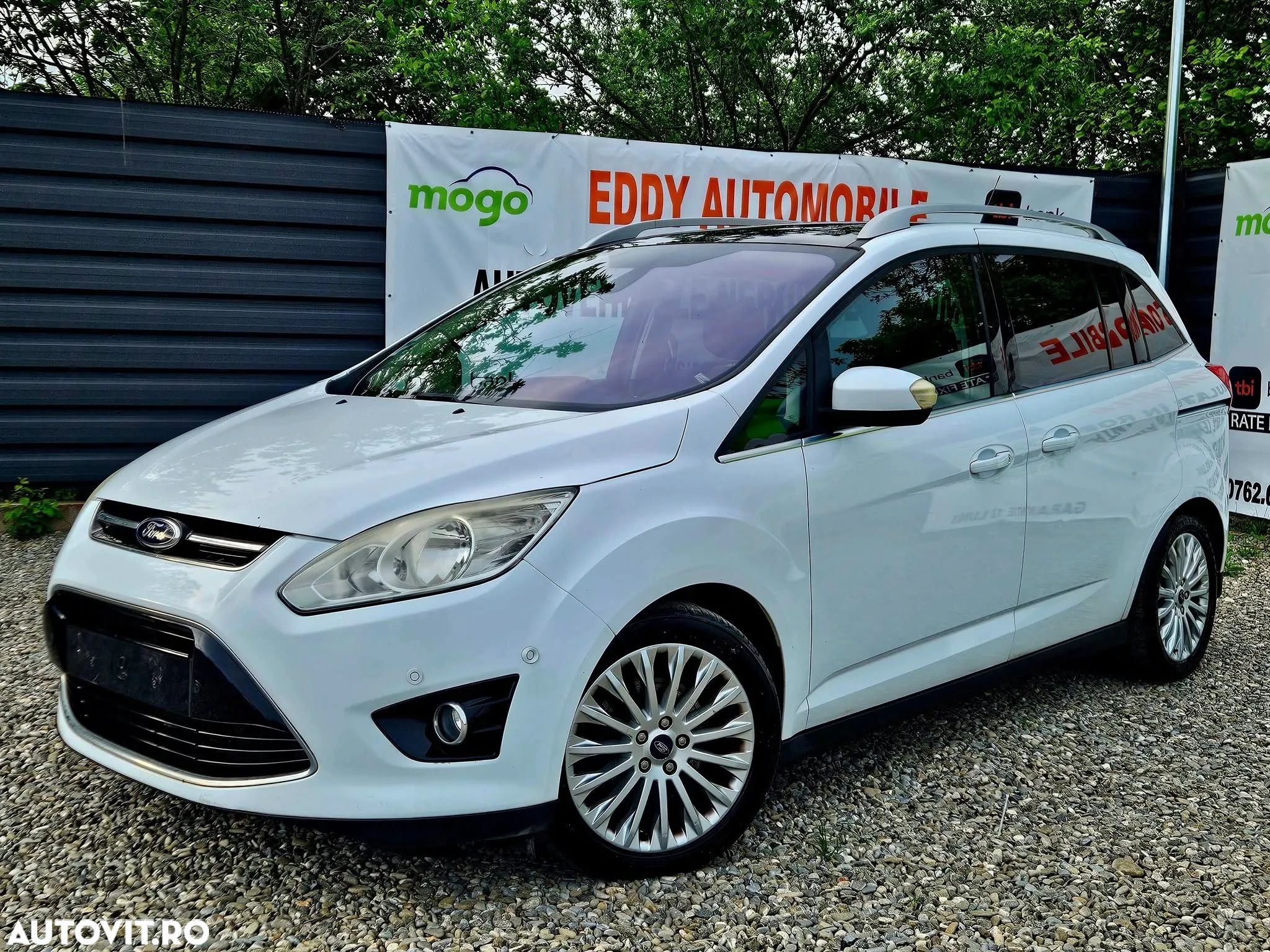 Ford Grand C-Max 1.6 TDCi Titanium - 1
