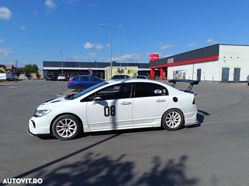 Honda Civic 1.8 S - 6