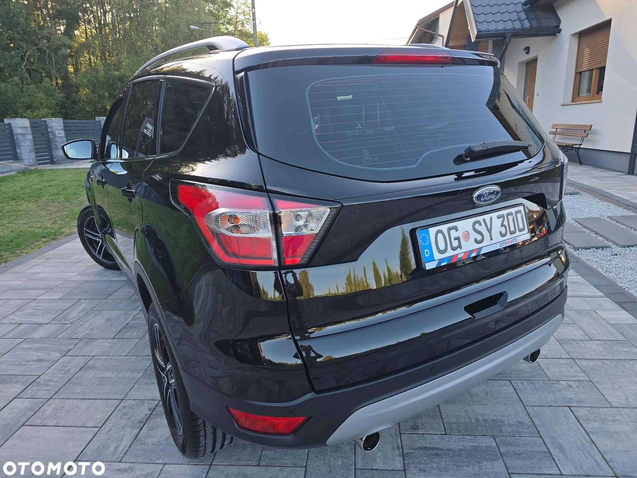 Ford Kuga 2.0 TDCi 4x4 Titanium - 12