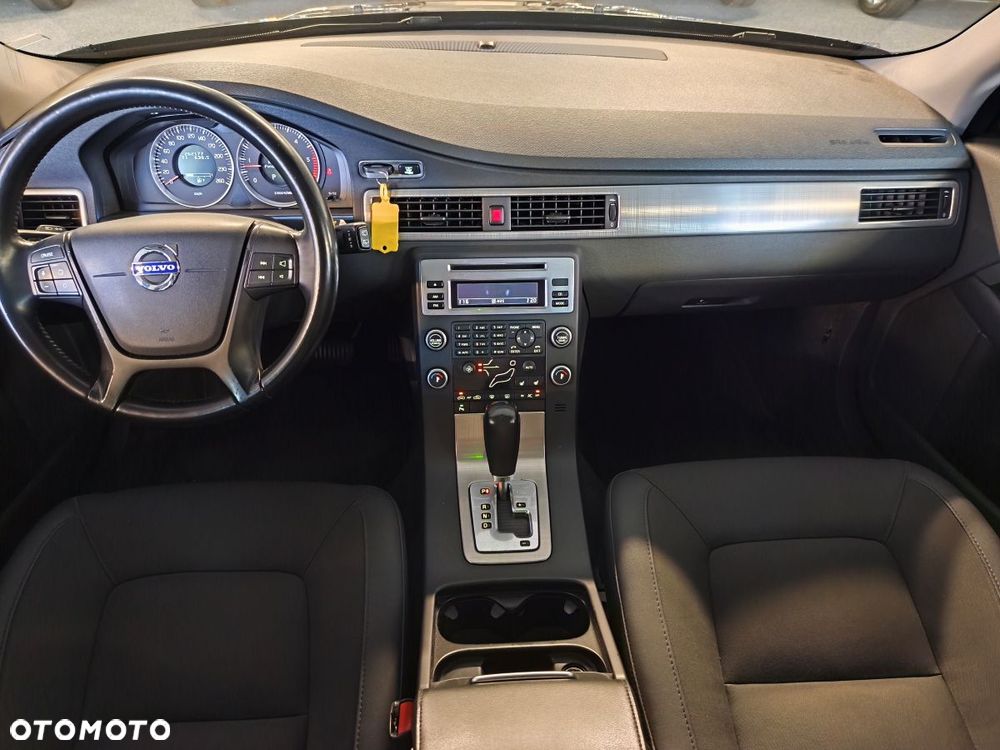 Volvo V70 D4 Geartronic Kinetic - 9
