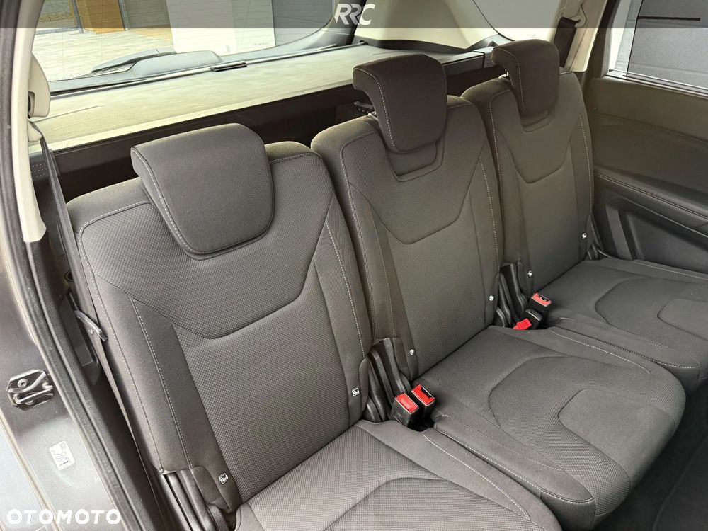 Ford S-Max 2.0 TDCi Titanium PowerShift - 24