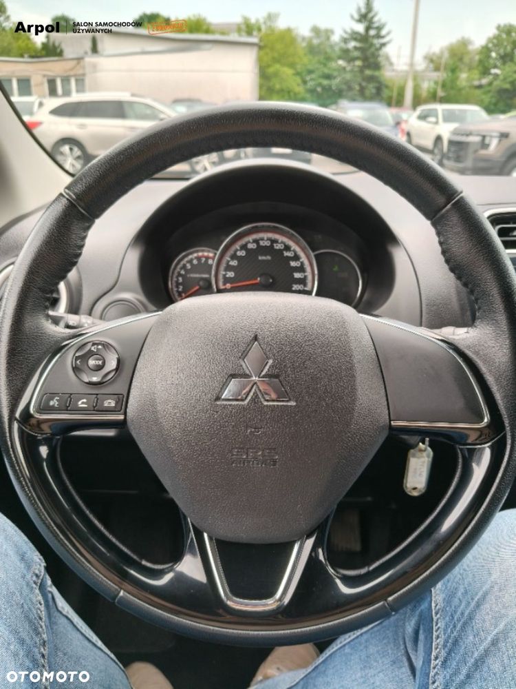 Mitsubishi Space Star 1.2 Intense CVT - 11