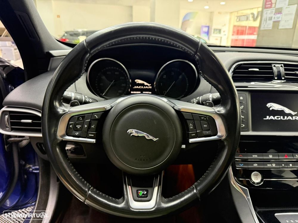 Jaguar XE 2.0 D R-Sport Aut. - 21