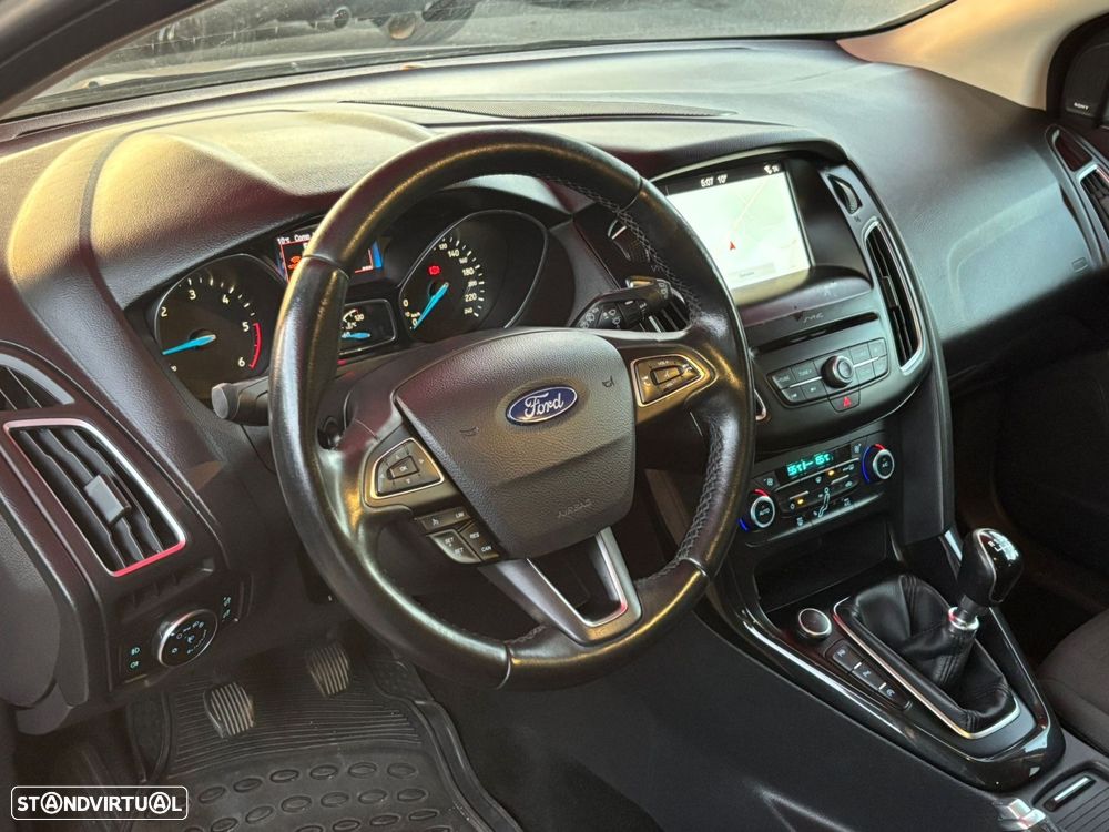 Ford Focus SW 1.5 TDCi EcoBlue Business - 7