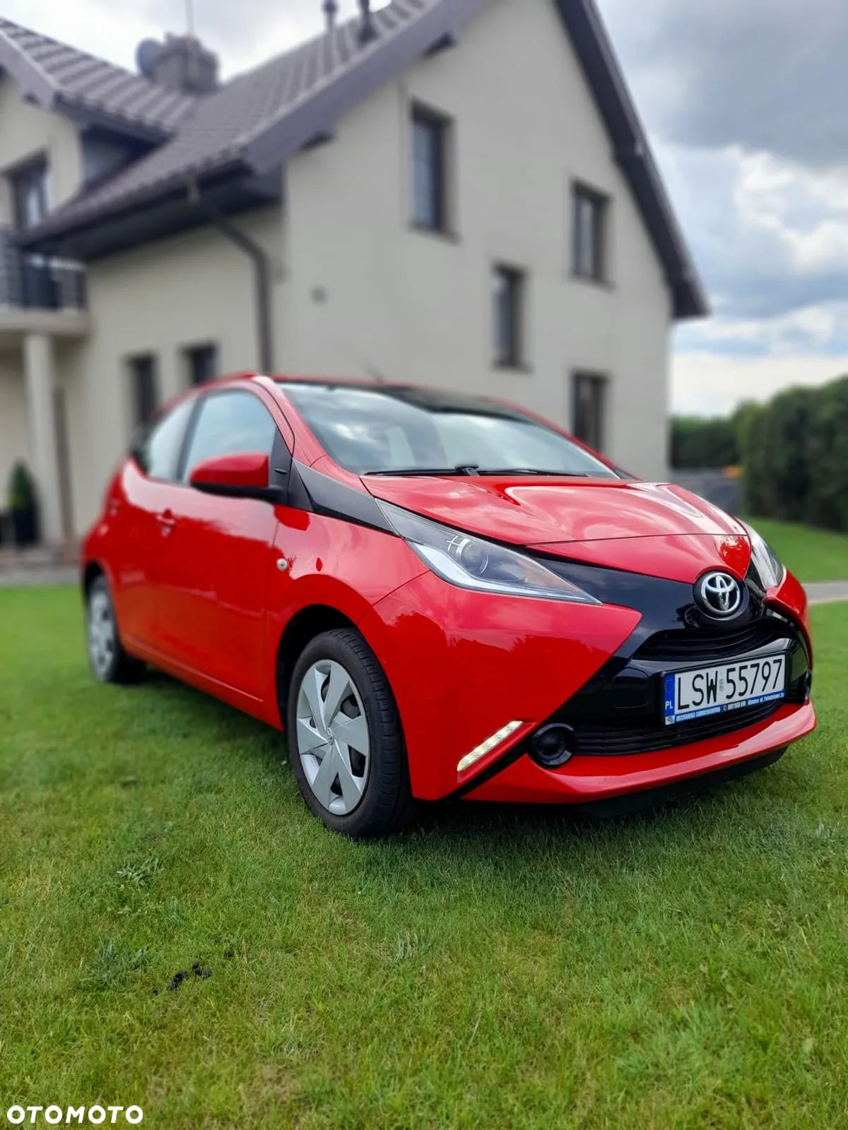 Toyota Aygo 1.0 VVT-i Color Edition - 1