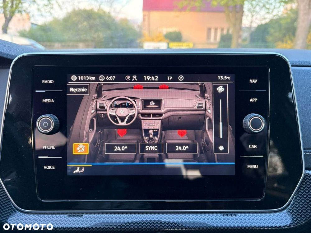 Volkswagen T-Cross - 10