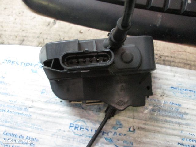 Fecho S/REF061 RENAULT MEGANE 2 2004 TD ELETRICO - 2