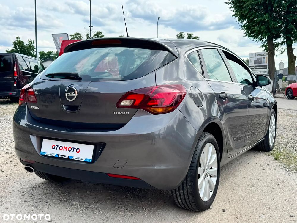 Opel Astra 1.4 Turbo - 4