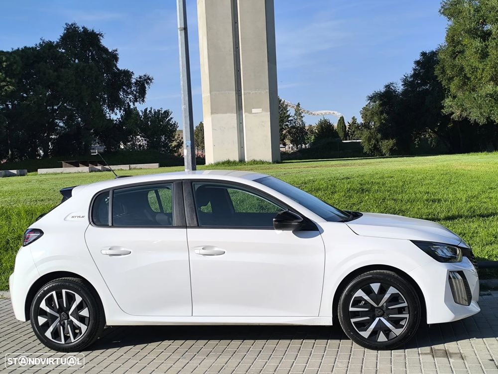 Peugeot 208 1.2 PureTech SE Style - 7