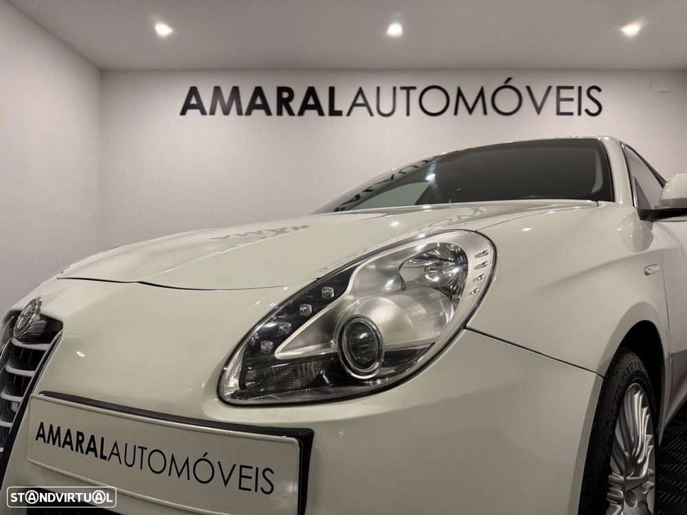 Alfa Romeo Giulietta 1.6 JTDM Distinctive - 15