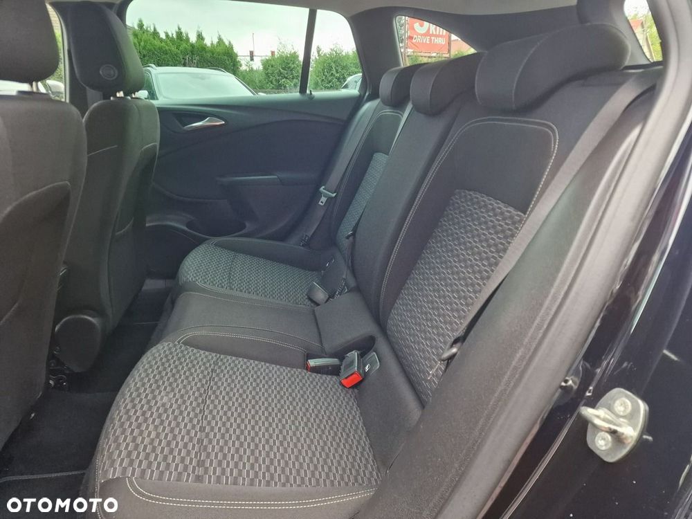 Opel Astra 1.4 Turbo Start/Stop Edition - 18