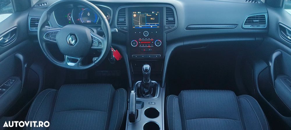 Renault Megane 1.5 dCI Intens - 8
